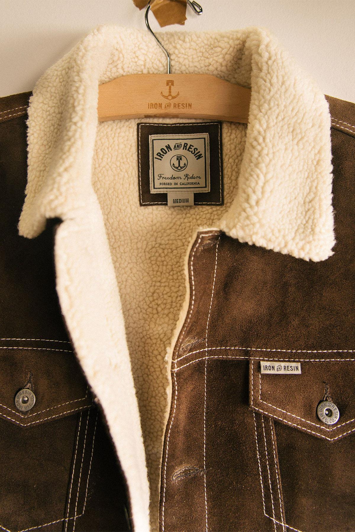 Brown leather adventurer jacket with sherpa lining - Image n°2