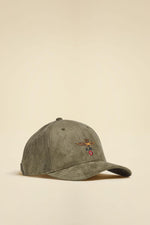 Beige suede cap - Image n°1
