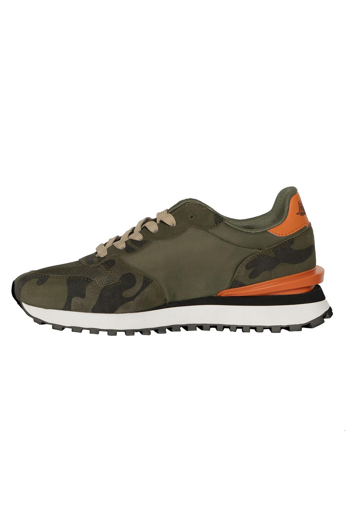 Khaki and orange camo trainers - Image n°2