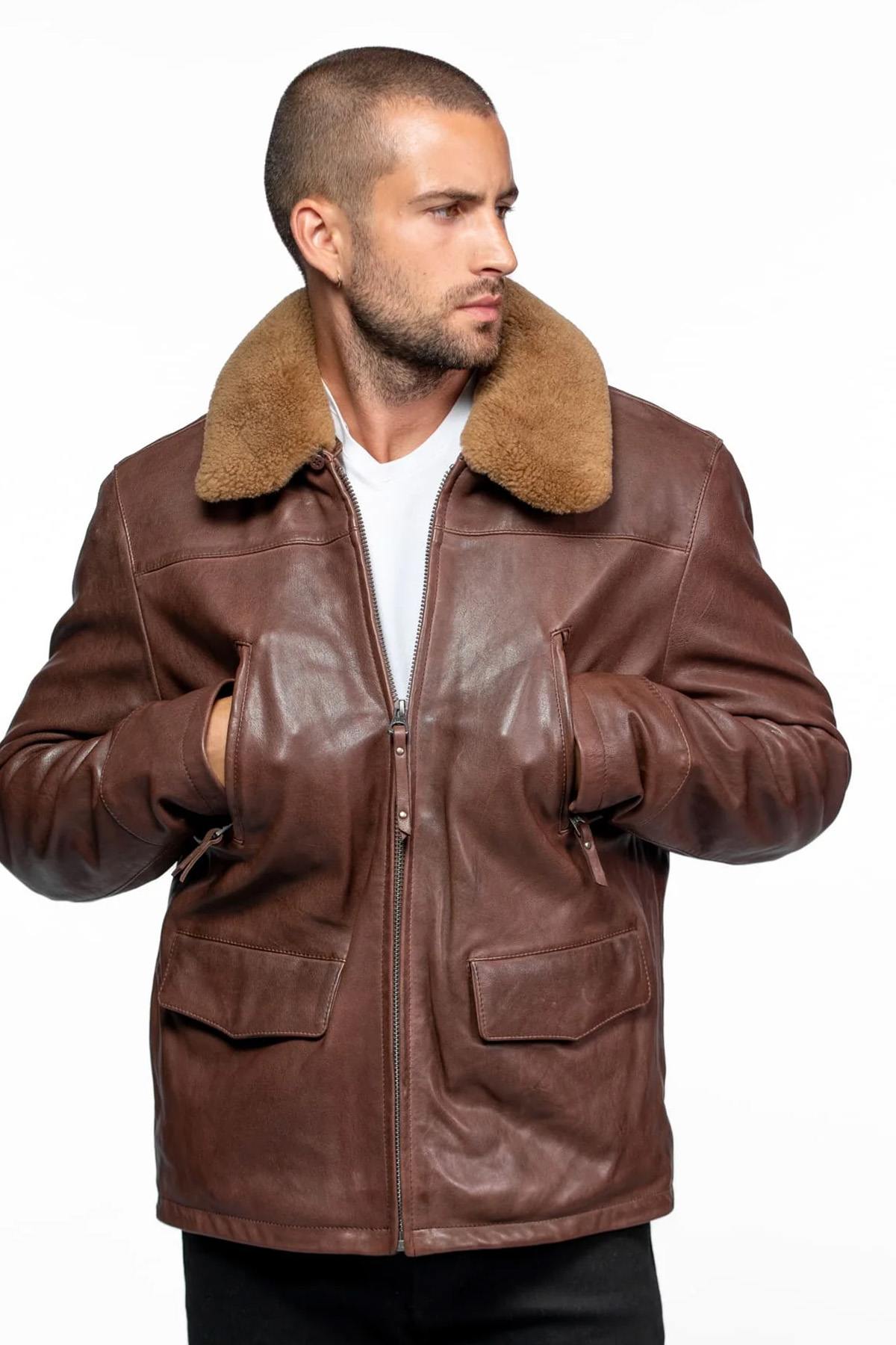 Brown leather aviator jacket with removable shearling collar. - Image n°4