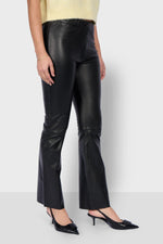 Black leather pants for women - Image n°3