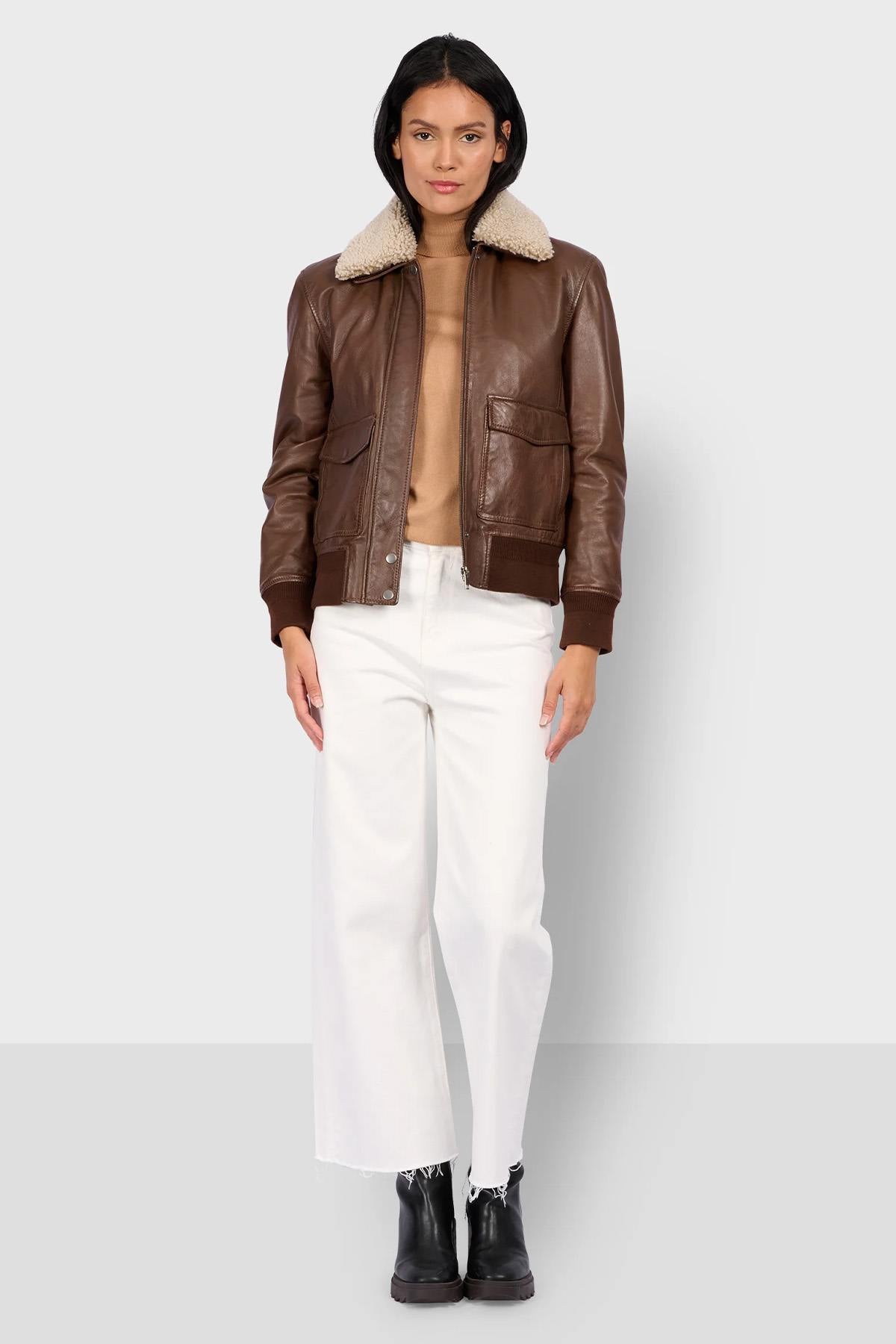 Lightweight cacao sheepskin jacket with detachable vegan fur collar. - Image n°8