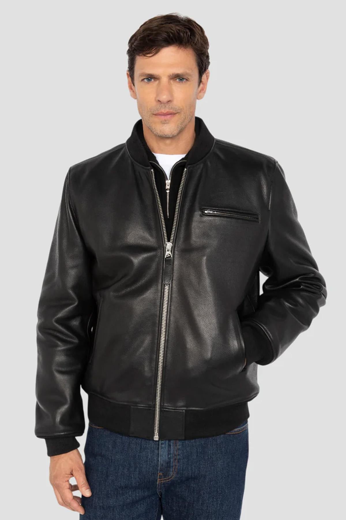 Casual black cowhide leather bomber jacket - Image n°3