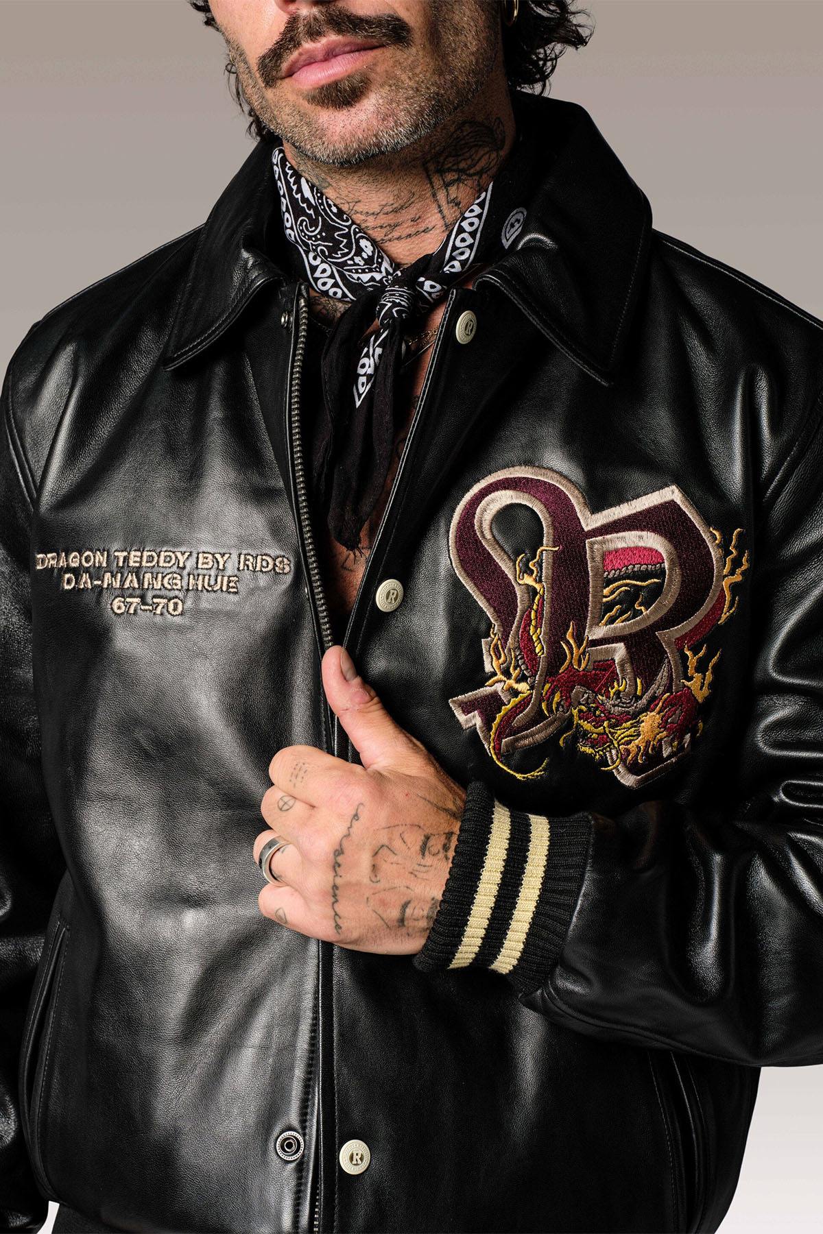 Redskins' Bruce Legend: sheepskin leather, dragon patch, ribbed trims. - Image n°4