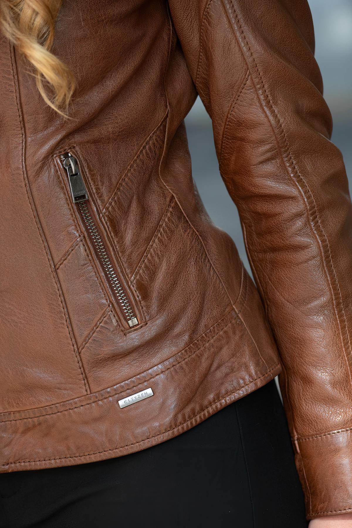 Cognac sheepskin jacket: motard collar, removable hood, slim fit. - Image n°5