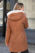 Women's Whiskey Shearling Hooded Coat - Image n°2