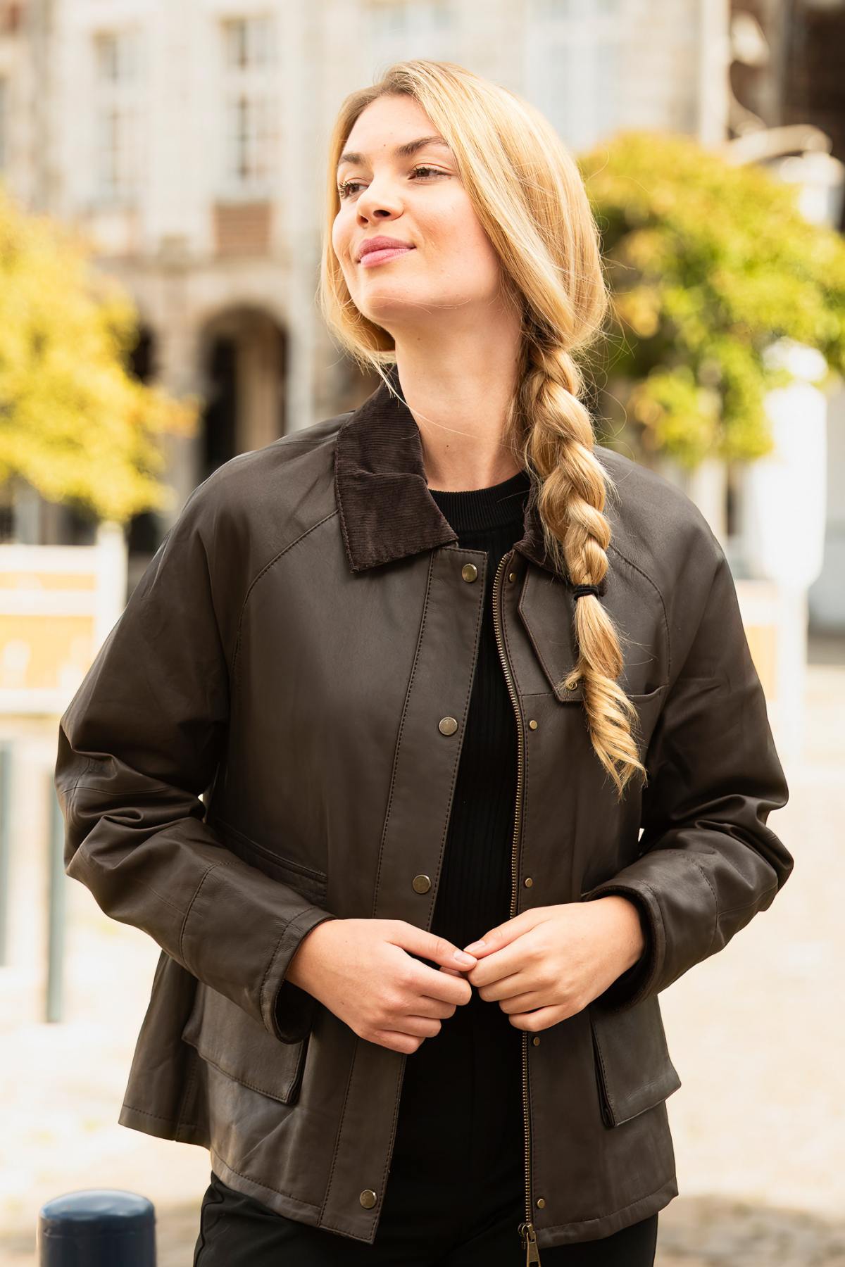 Brown velvet shirt collar leather jacket - Image n°2