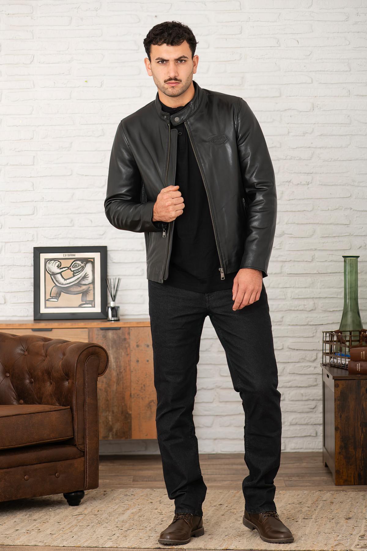 Black leather biker jacket with embossed Redskins logo - Image n°5