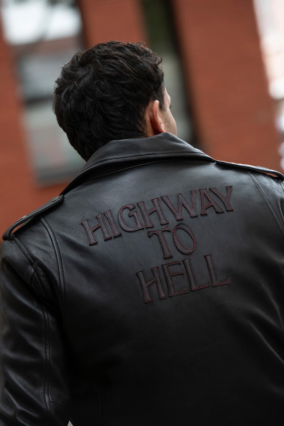 Leather biker jacket in tribute to the group AC/DC - Image n°2