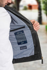 Steve McQueen black leather jacket - Image n°6