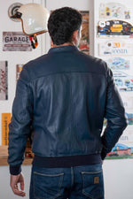 Collector's Alpine leather jacket for the brand's 70th anniversary - Image n°4
