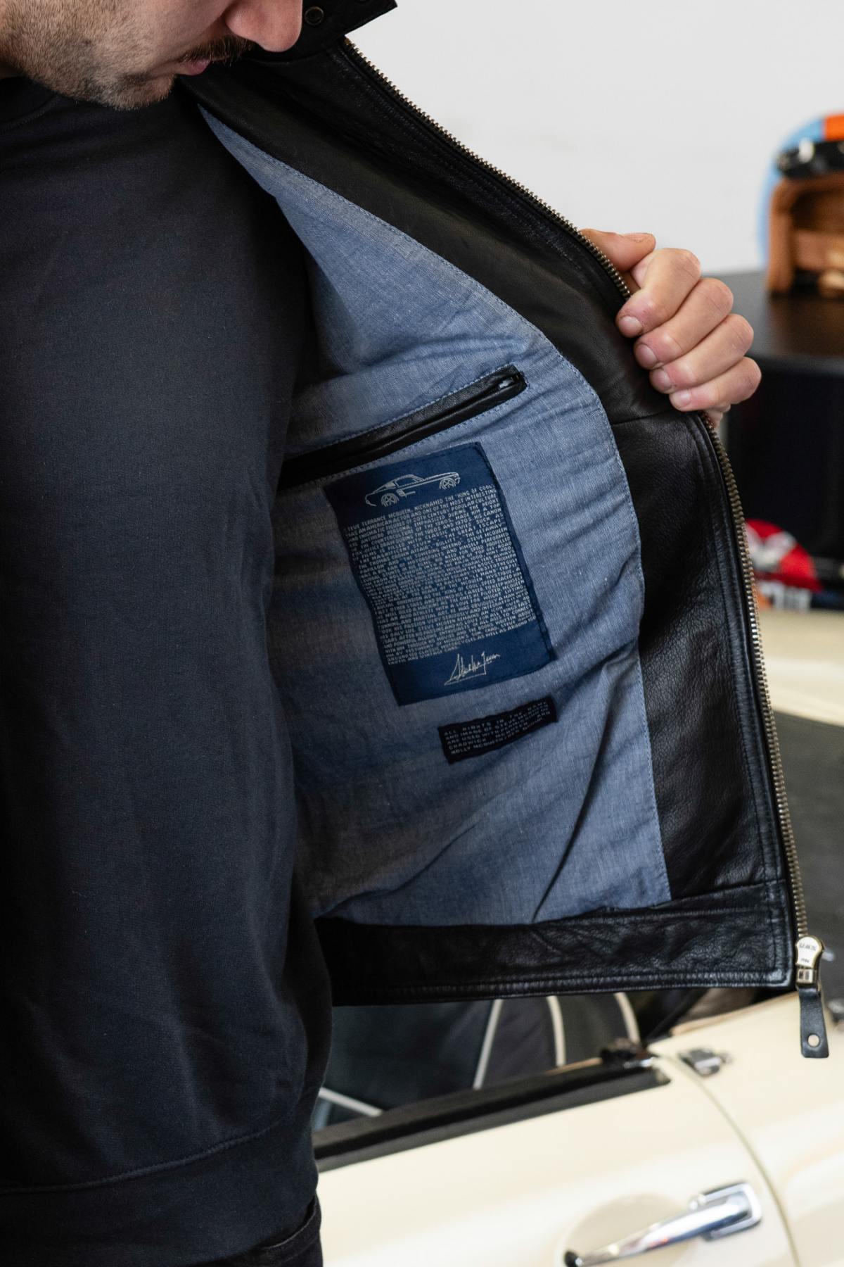 Steve McQueen black leather jacket - Image n°8