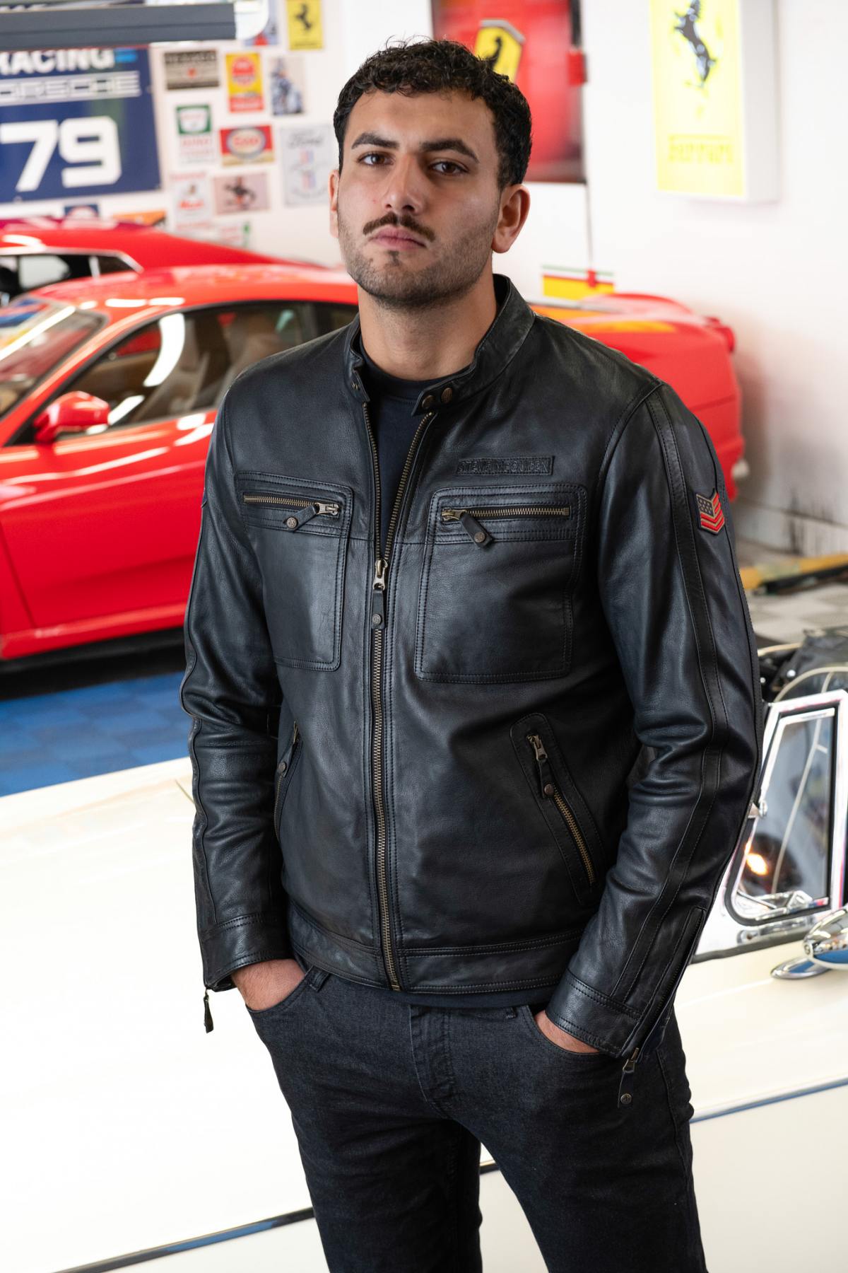 Steve McQueen black leather jacket - Image n°10