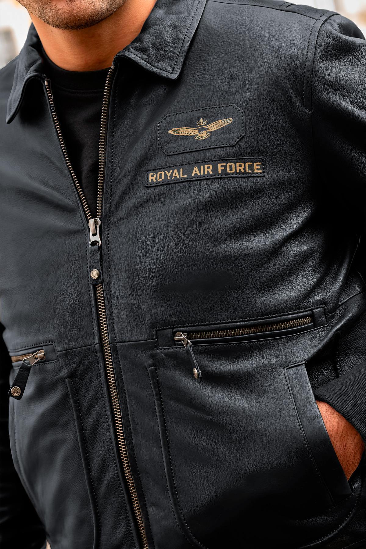 Navy sheepskin aviator jacket with RAF heritage, durable and stylish. - Image n°10