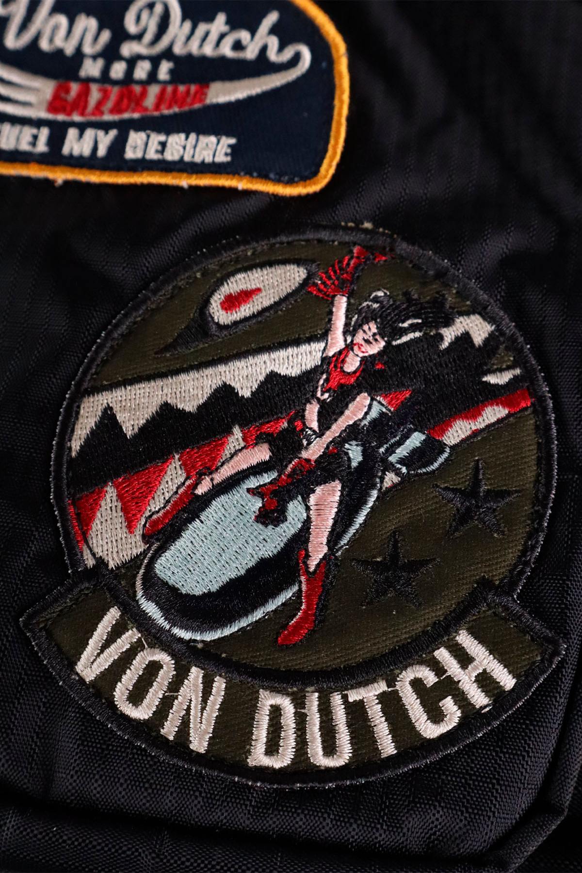 Black textile bag with Von Dutch patches - Image n°5