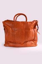 High-end leather travel bag in cognac color. - Image n°8