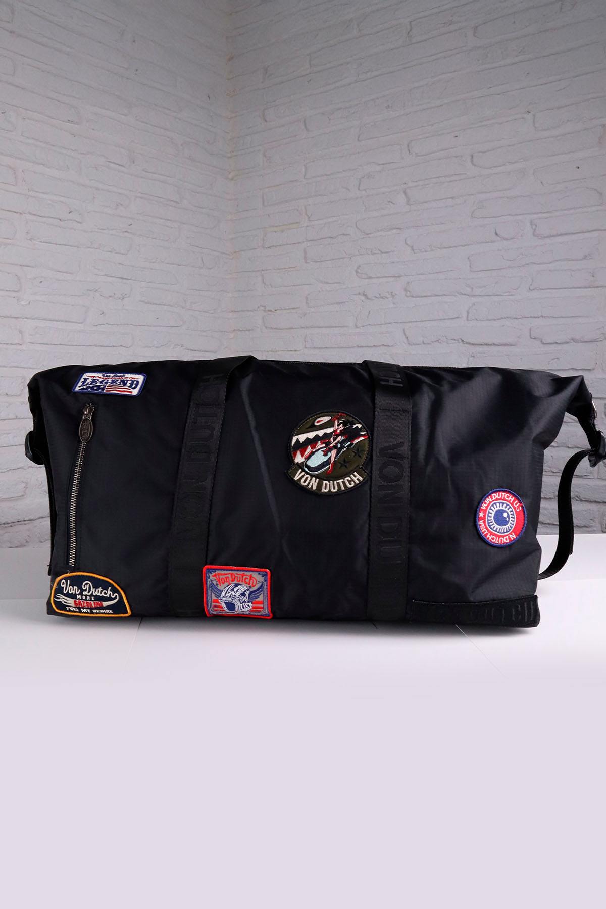 Black sports bag with Von Dutch patches - Image n°1