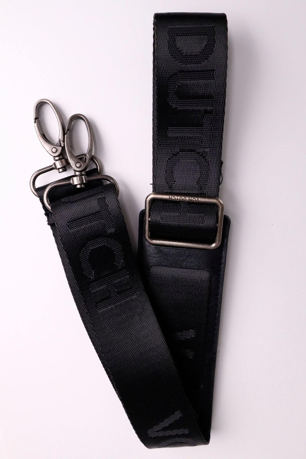 Black sports bag with Von Dutch patches - Image n°7