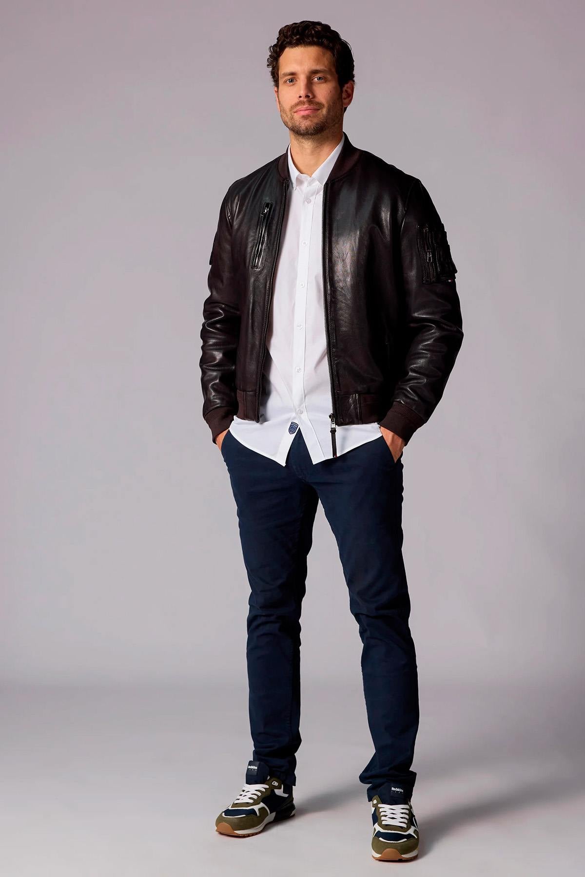 Slim brown lambskin jacket with teddy collar and PAF badge. - Image n°2