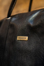 High-end black leather travel bag - Image n°2