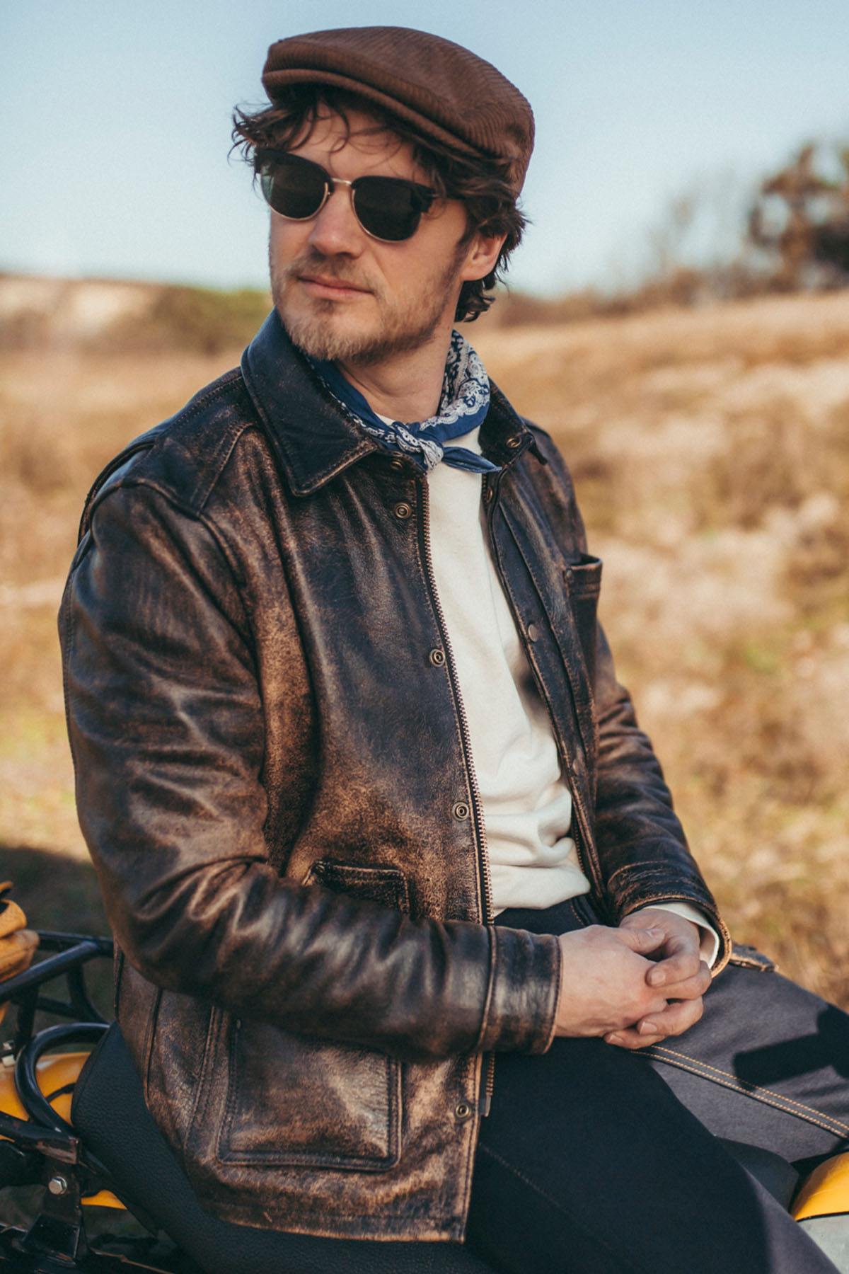 Black leather worker jacket with shirt collar - Image n°2