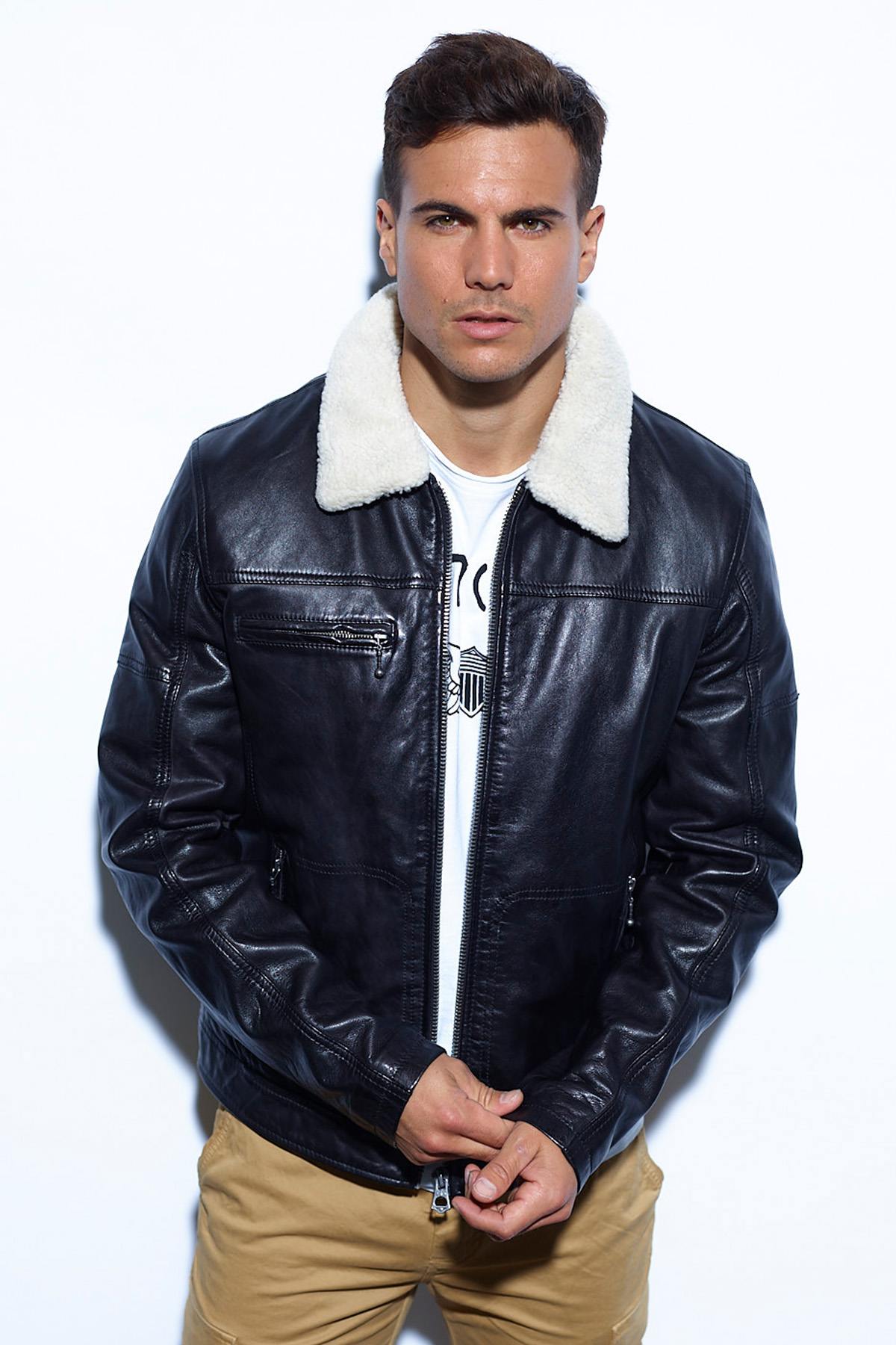 Black leather bomber jacket with faux fur collar - Image n°1