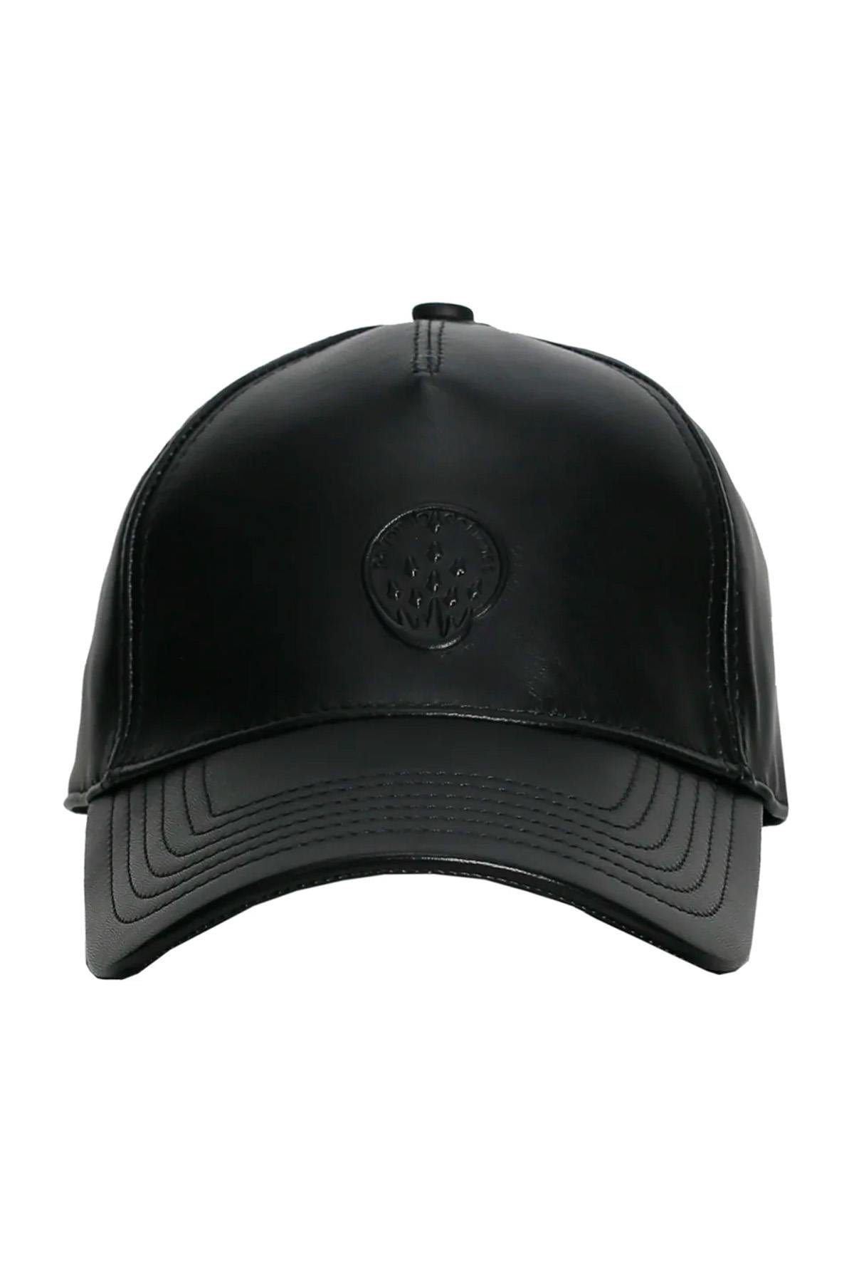 Black leather cap with tone-on-tone logo - Image n°1