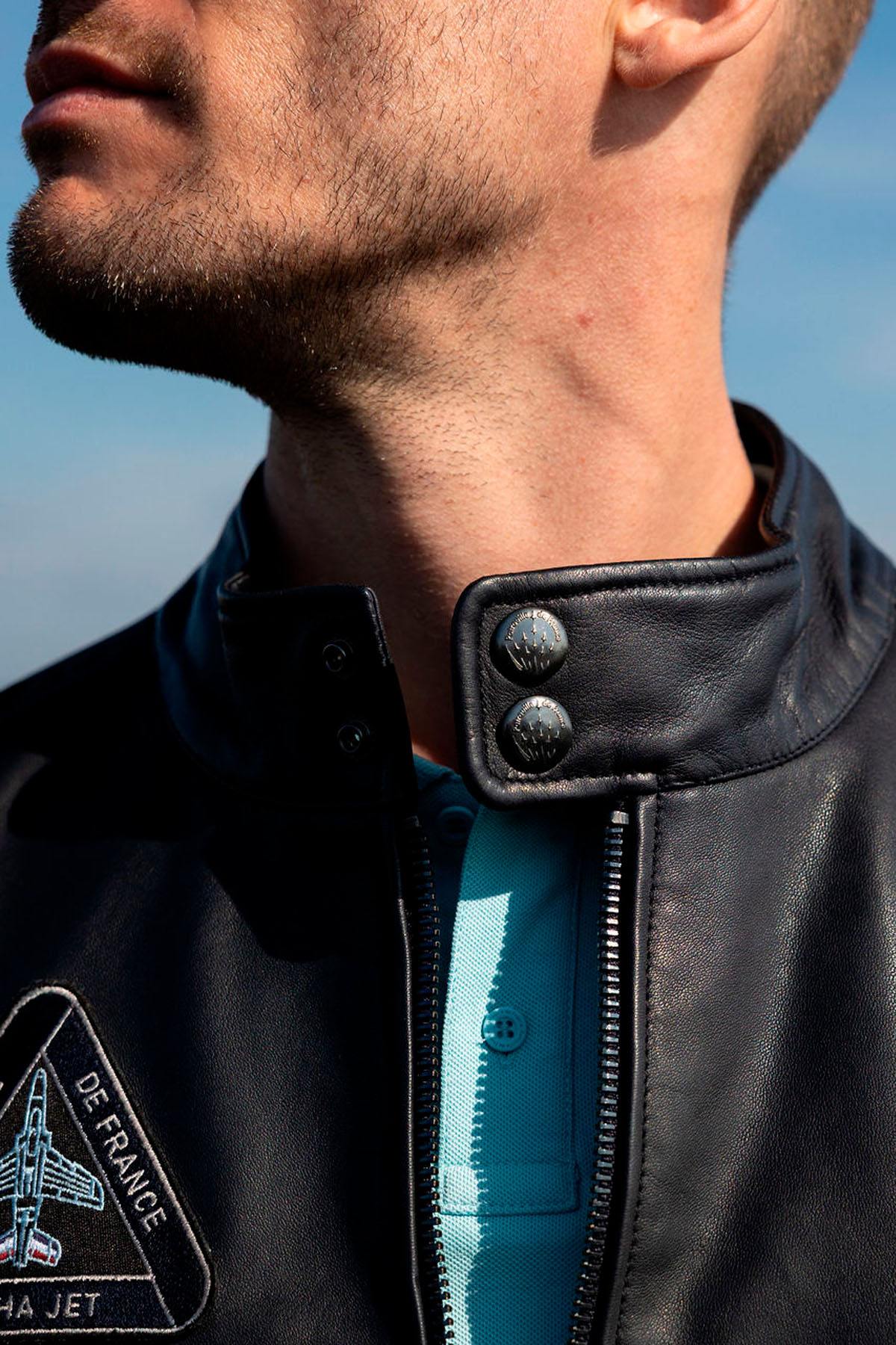 Redskins' dark navy lambskin: biker style meets Patrouille de France. - Image n°4