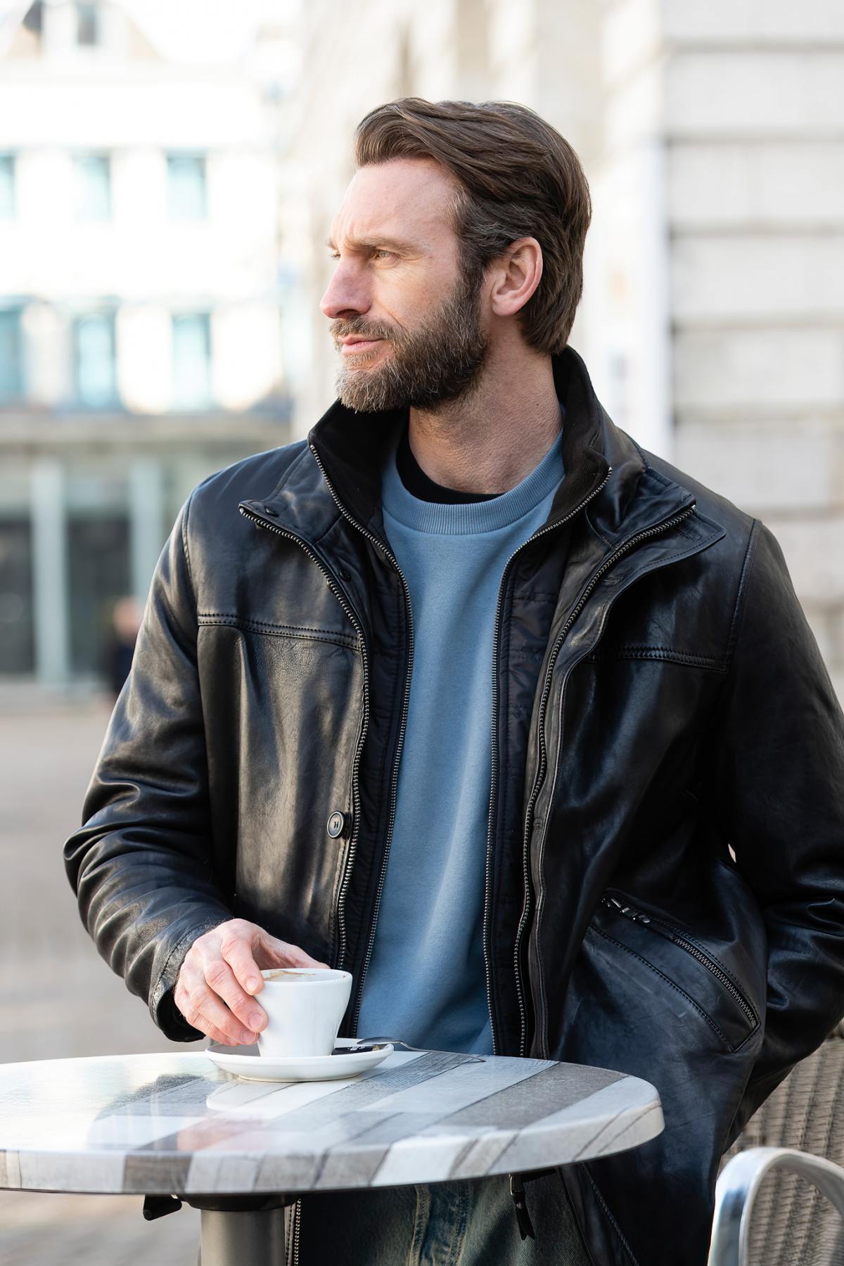 Black leather jacket with stand-up collar and removable facing - Image n°6