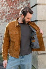 Goat suede in rich Cognac, regular fit, perfect for milder days ahead. - Image n°5