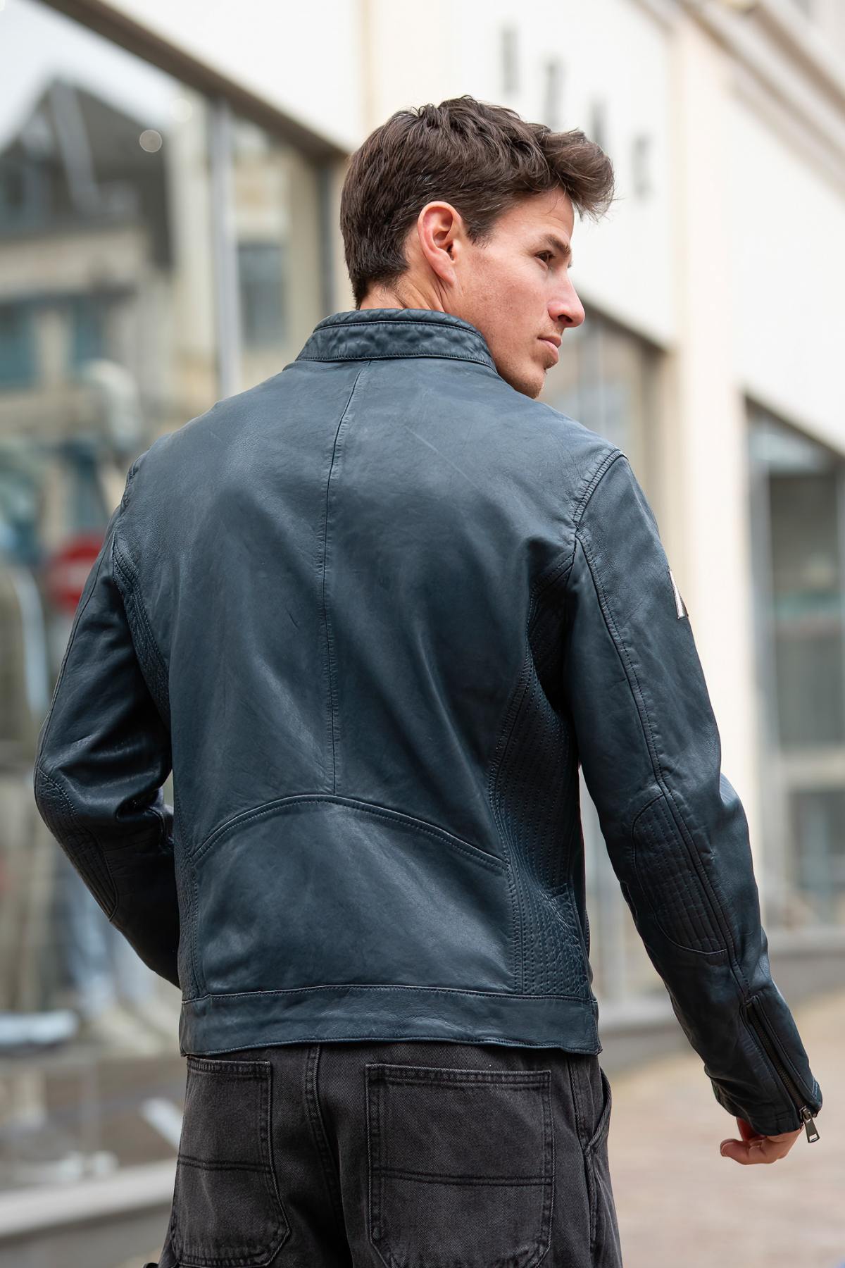 Racing-style sheepskin leather jacket in ocean blue, sleek and urban. - Image n°5