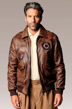Vintage-style patched leather aviator jacket - Image n°2