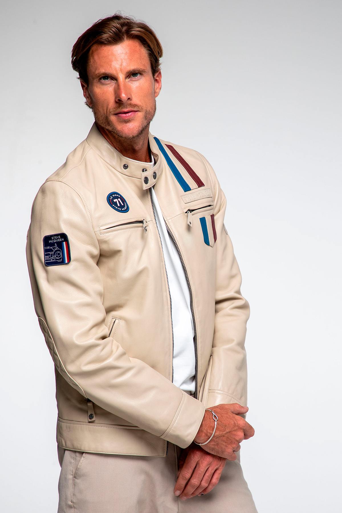 Ecru sheepskin jacket: Le Mans legacy in a refined, timeless design. - Image n°6
