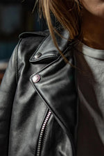 A slim women's Perfecto® in naked cowhide, crafted by Schott NYC. - Image n°9
