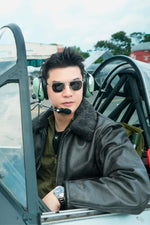 Aged leather aviator jacket with fur collar - Image n°5