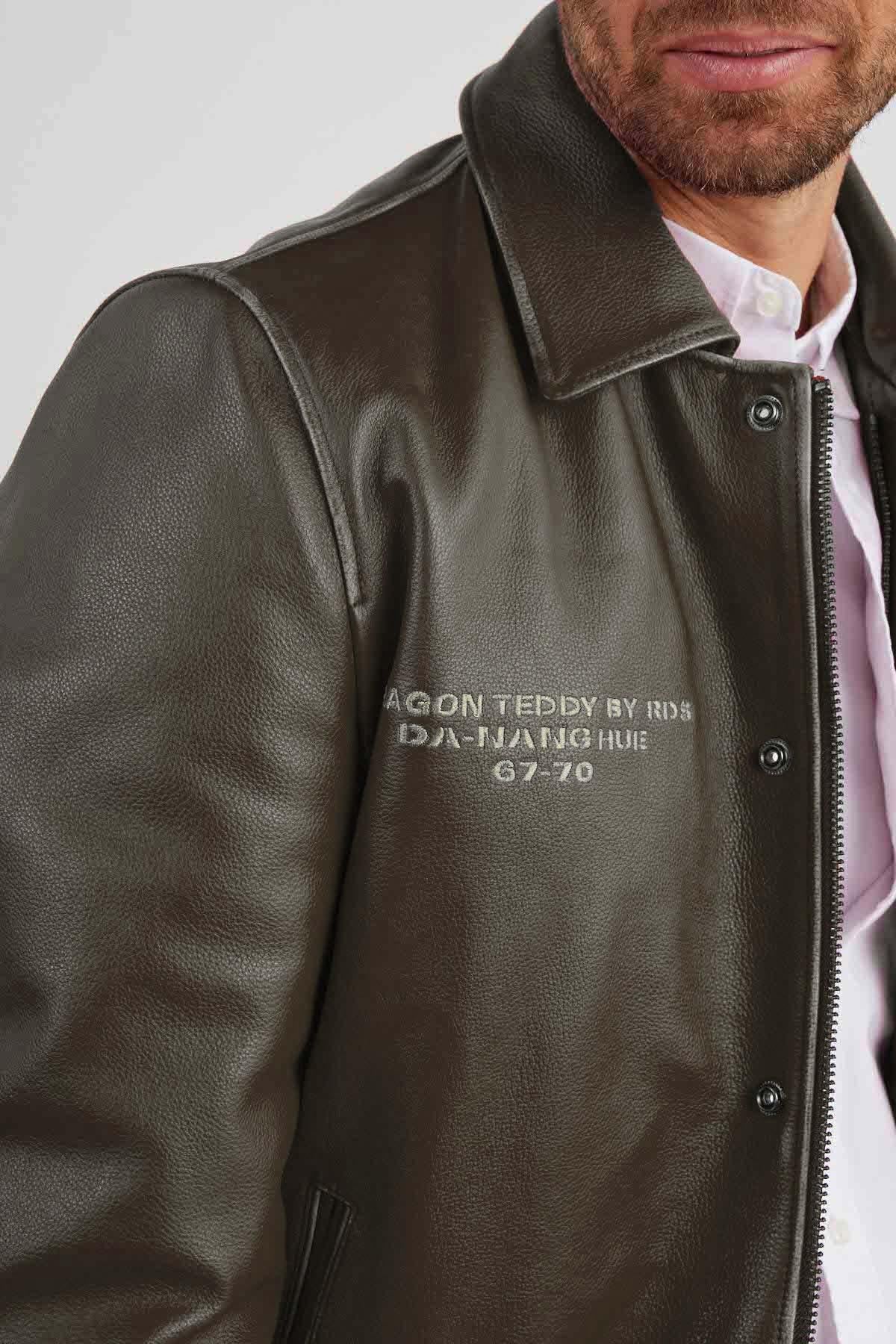 Khaki leather jacket with shirt collar and dragon embroidery - Image n°3