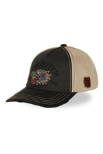 Black and beige cap with wolf embroidery - Image n°1