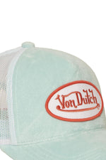 Turquoise velvet trucker cap with logo badge - Image n°3
