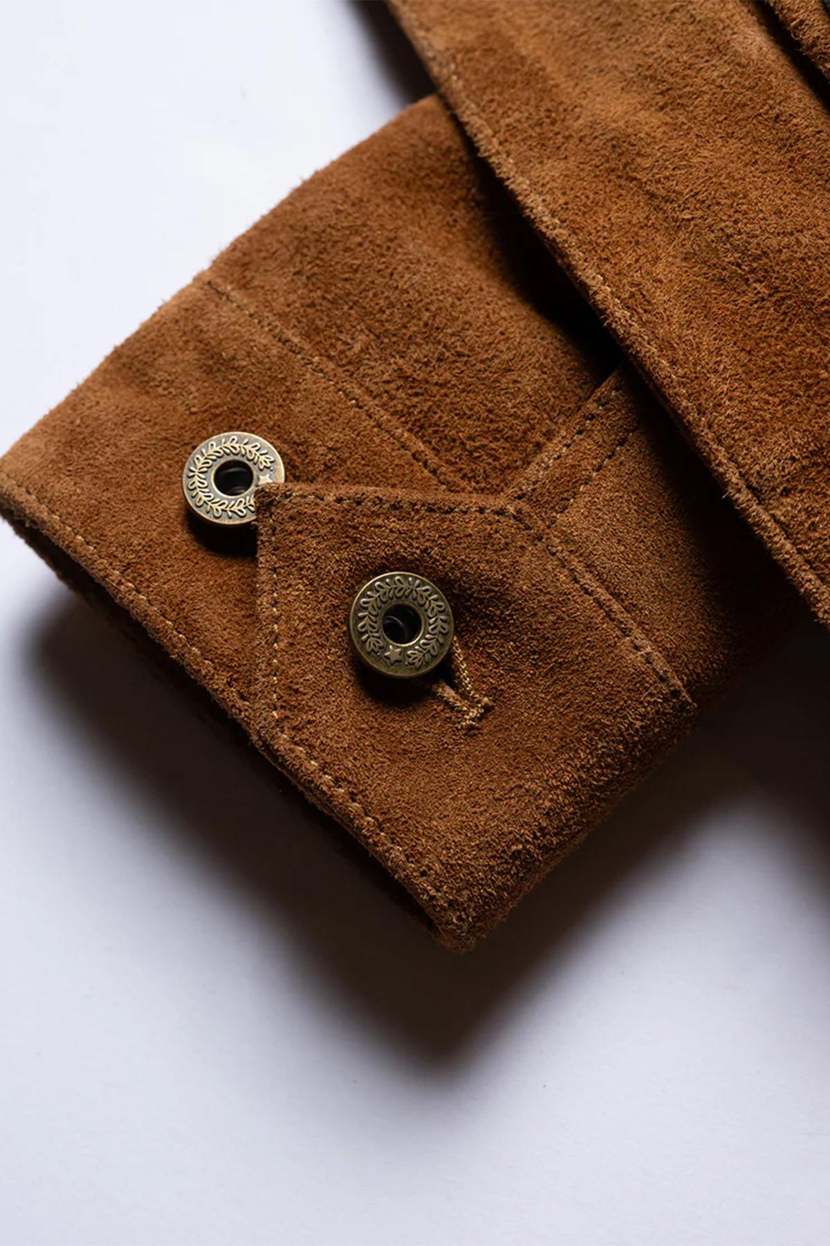 Western-style suede trucker jacket in tan - Image n°7