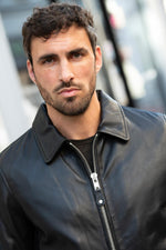 Black simple shirt-collar leather jacket - Image n°5