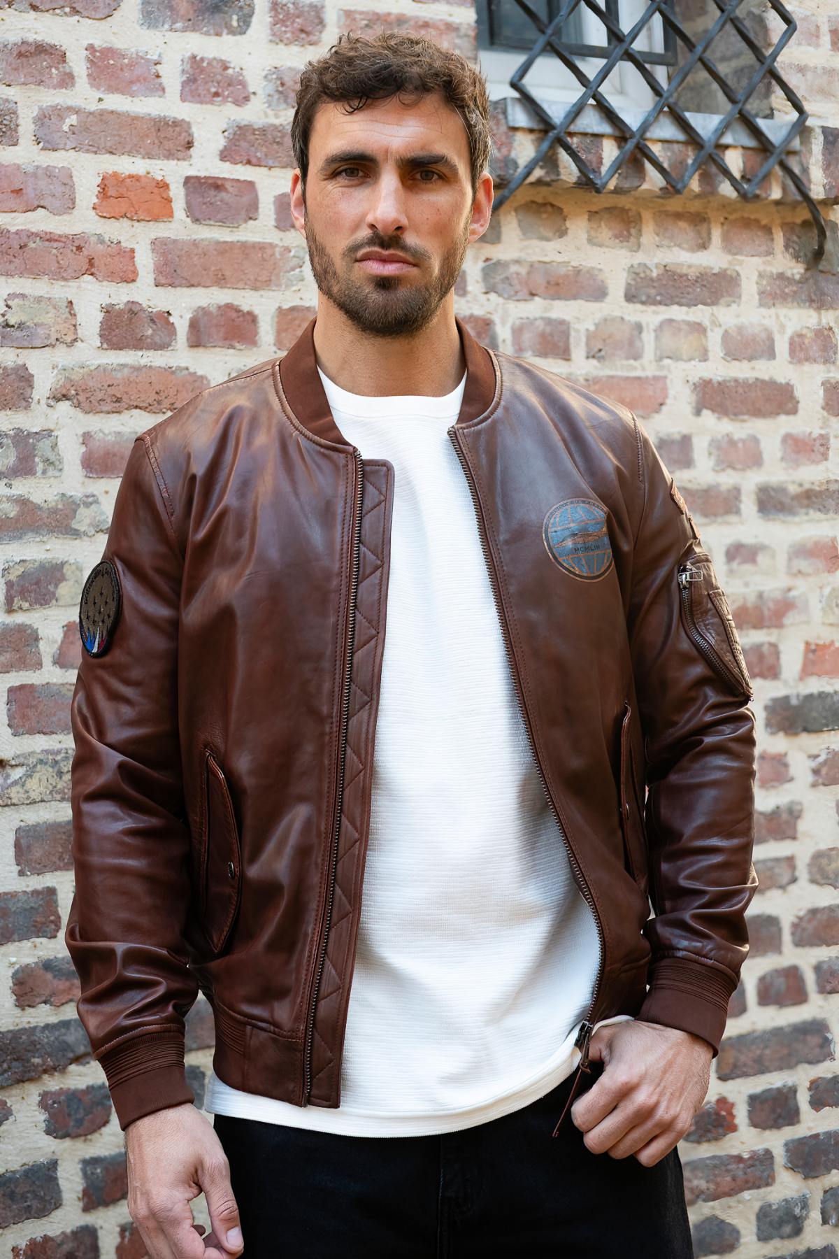 Vintage-style brown leather bomber jacket, Patrouille de France - Image n°5