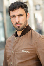 Elegant caramel-colored leather teddy jacket with embroidery - Image n°2