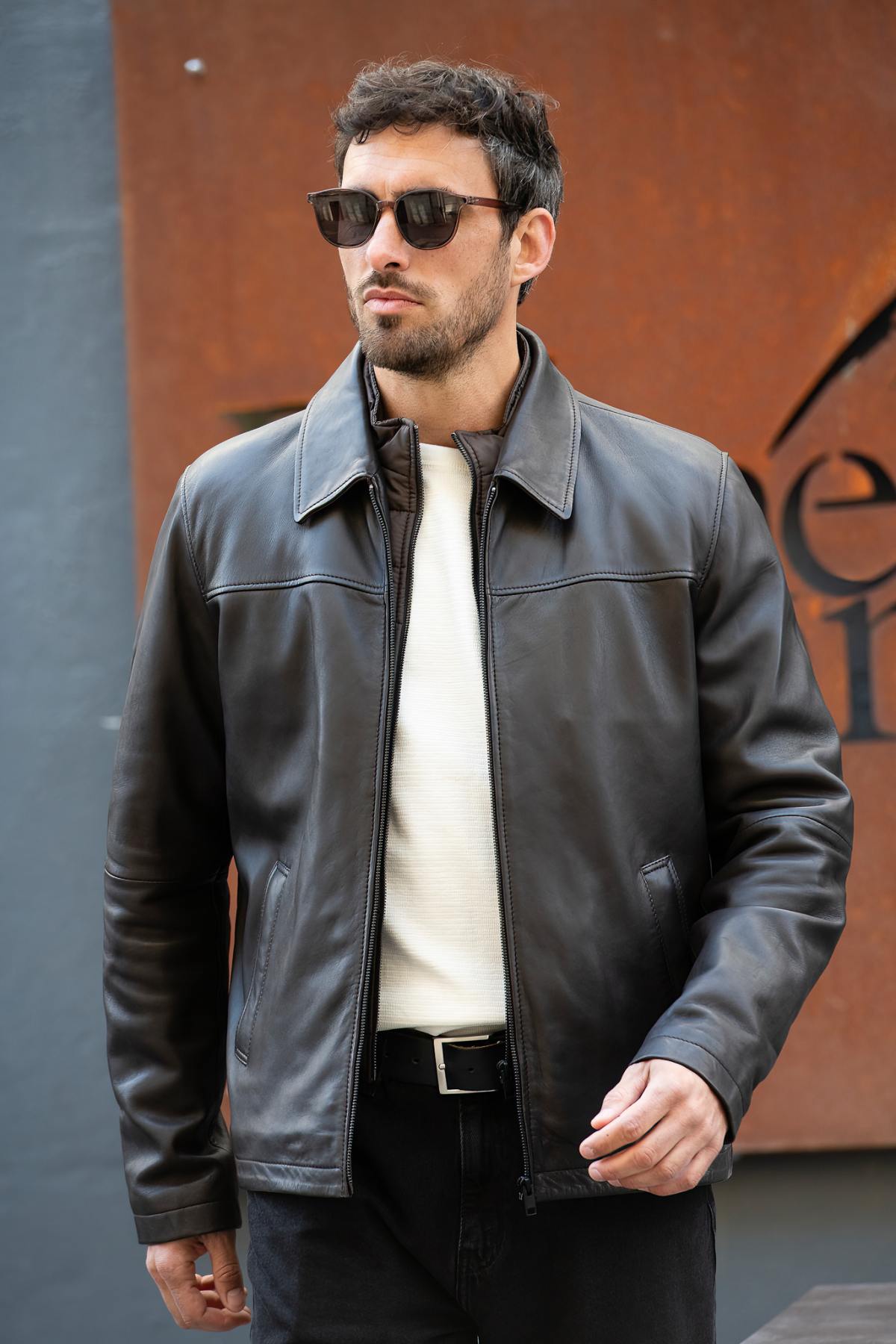 Brown leather jacket with a clean, shirt-collar design and removable facing - Image n°5