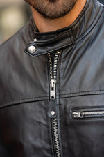 Schott's LCAIDAN BLACK: a lambskin biker jacket with minimalist lines. - Image n°6
