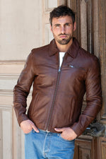 Slim-fit sheepskin jacket in rich brown, shirt collar, aged finish. - Image n°1
