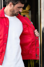 Bright red teddy jacket with embroidered shirt collar and Japanese inspiration - Image n°4