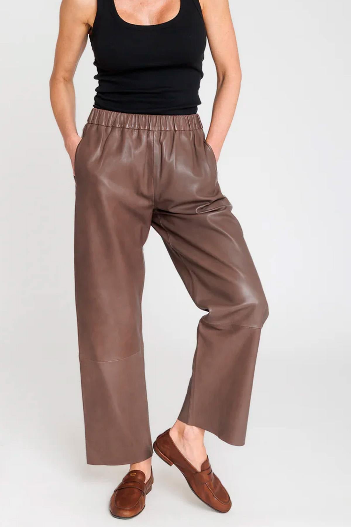 Taupe leather trousers with elasticated waistband - Image n°1
