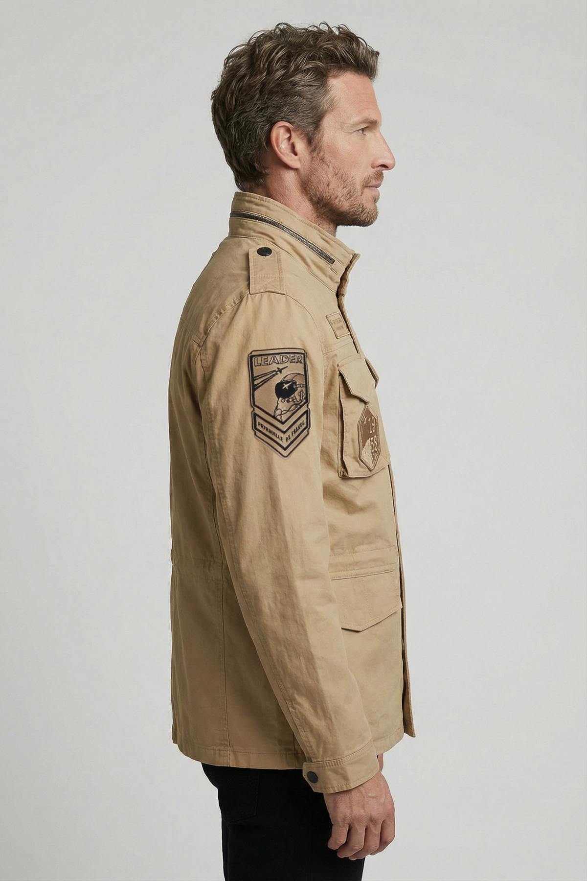 Sand-colored army-style multi-pocket jacket with stand-up collar - Image n°3