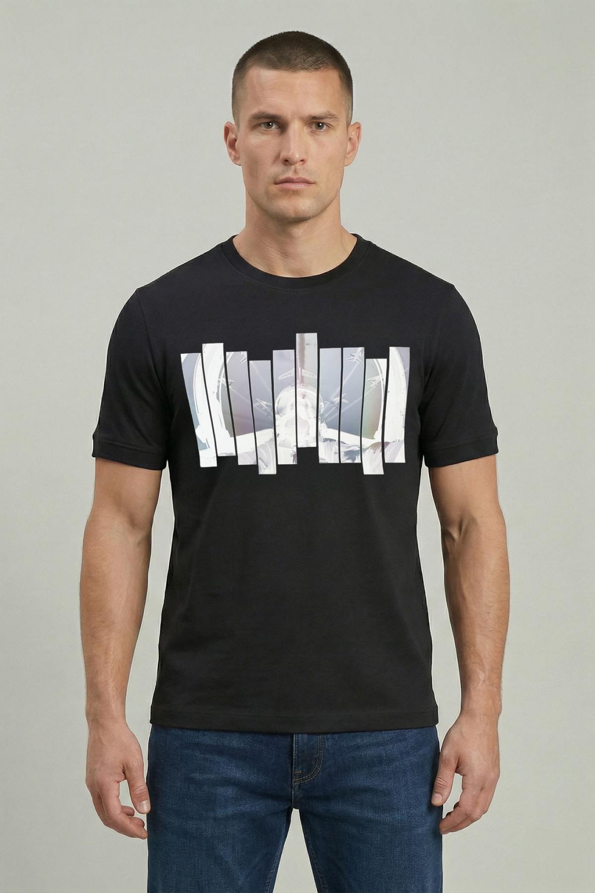 Black T-shirt with Patrouille de France print - Image n°1