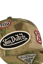 Camouflage cotton cap with badges - Image n°4